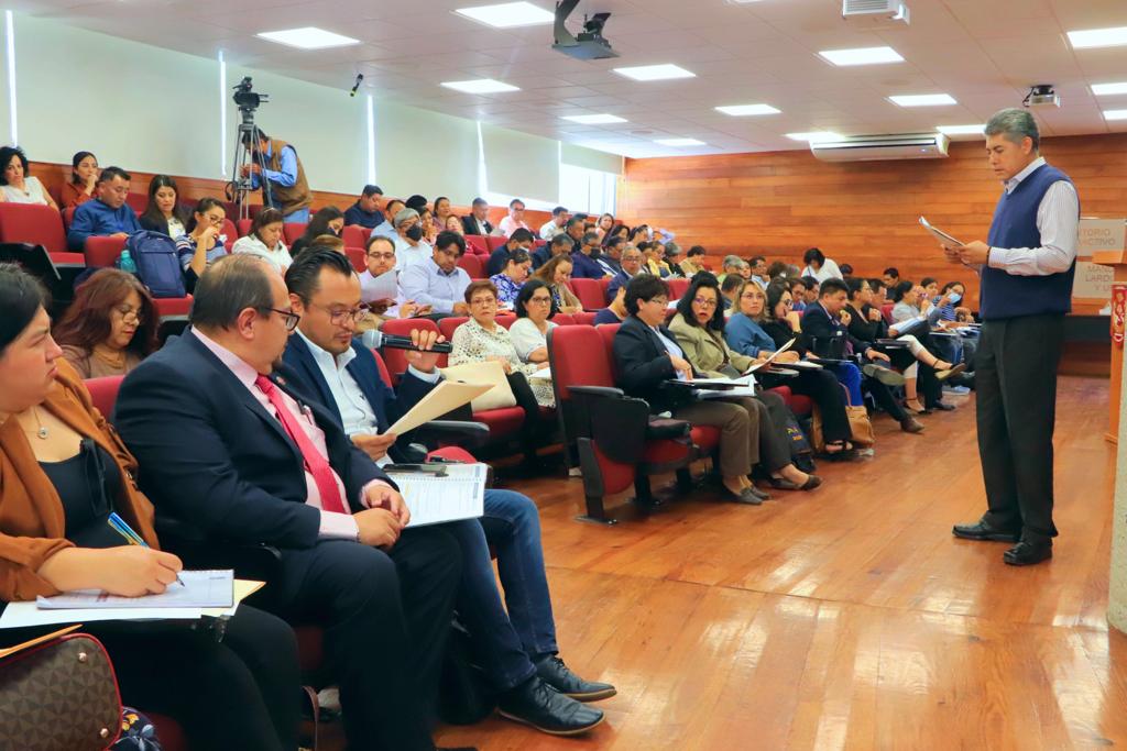 Capacita UATx a sus auditores internos